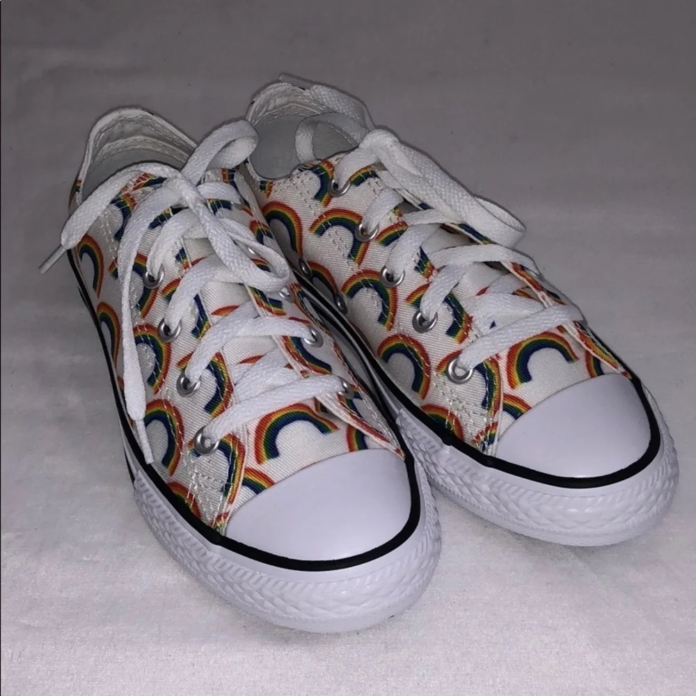 Converse brand new